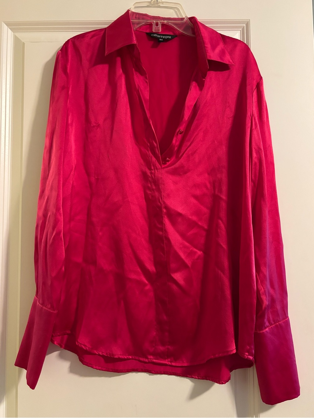 Catherine Gee Silk V-Neck Blouse in Fuchsia